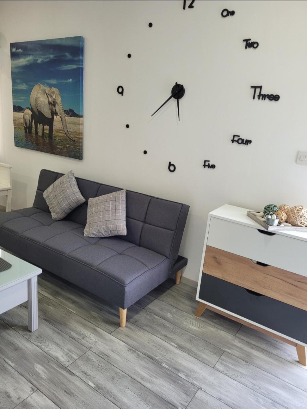 Deluxe Yiota'S Studio ! Klorakas Ngoại thất bức ảnh